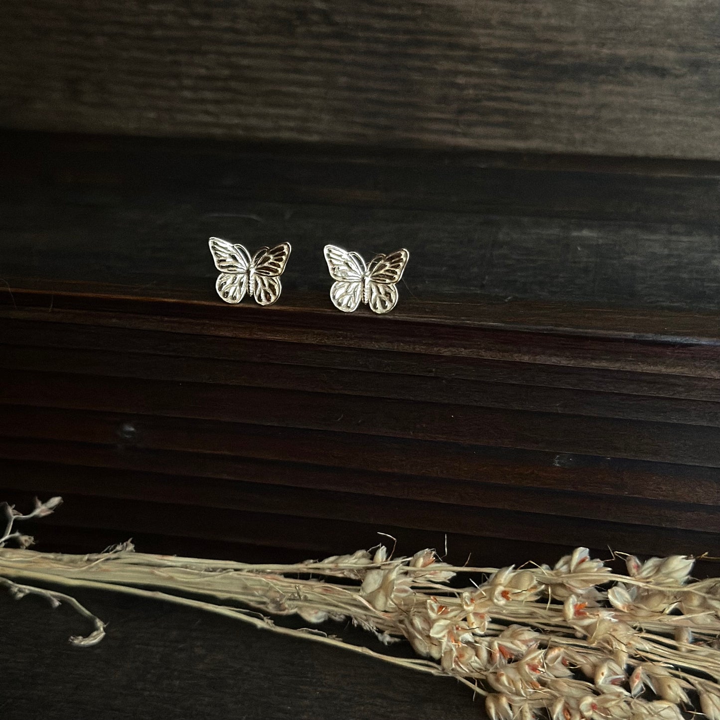 Monarch Butterfly Stud Earrings (Bronze)