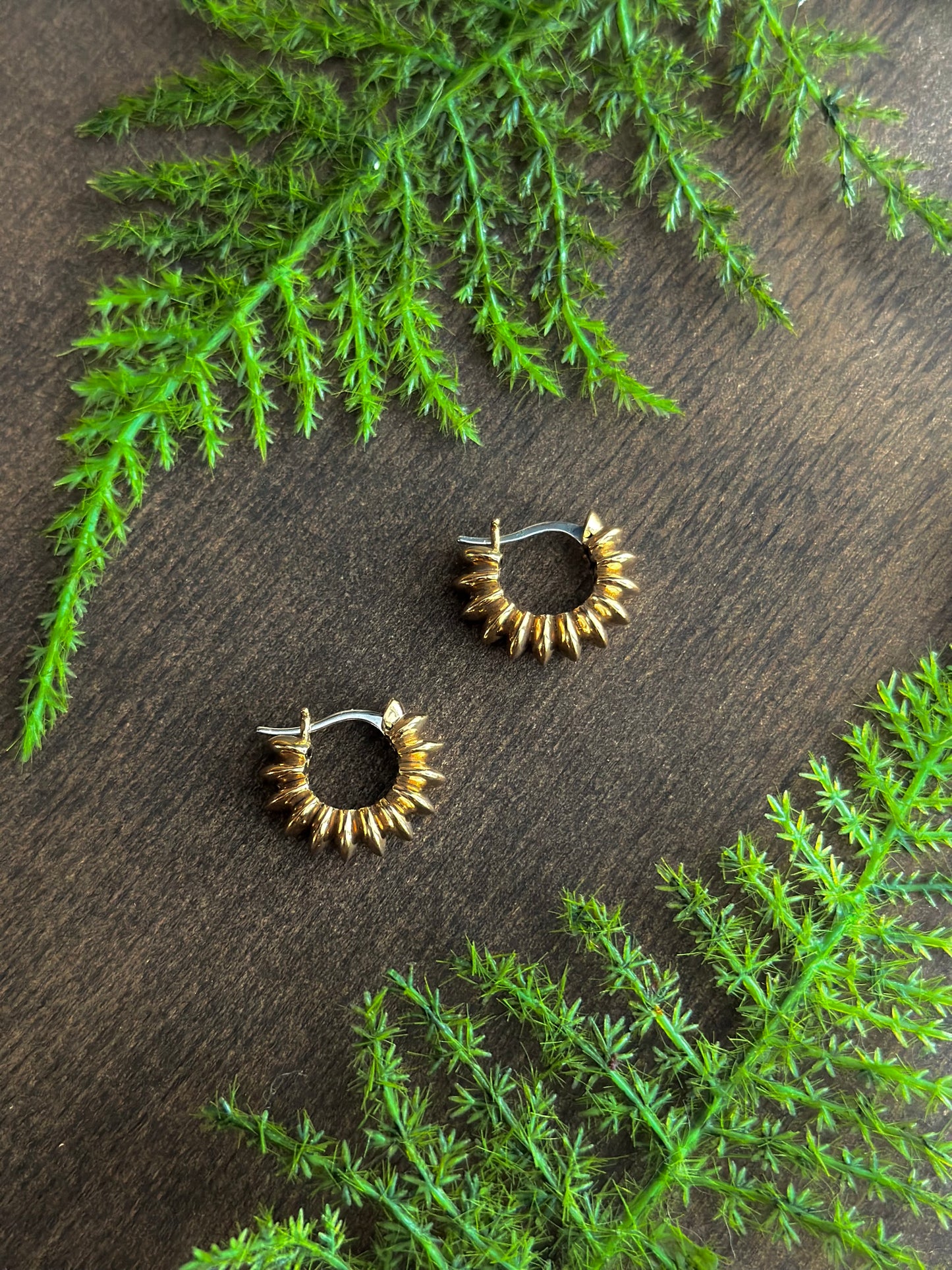 Bronze Ridged Huggie Hoop