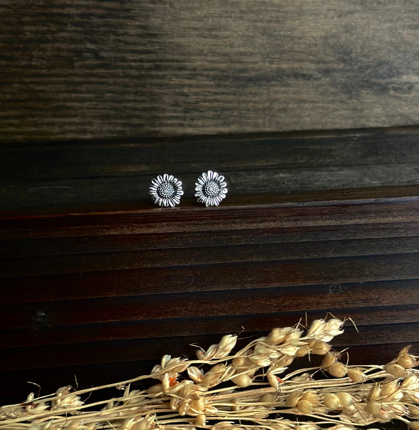 Daisy Stud Earrings