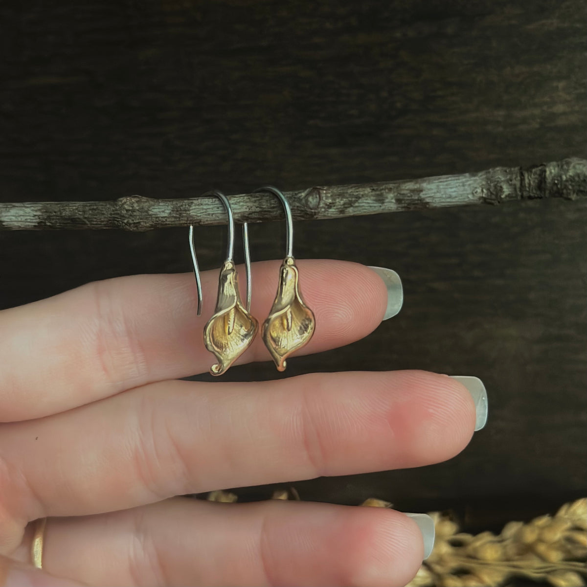 Calla Lily Hook Earrings