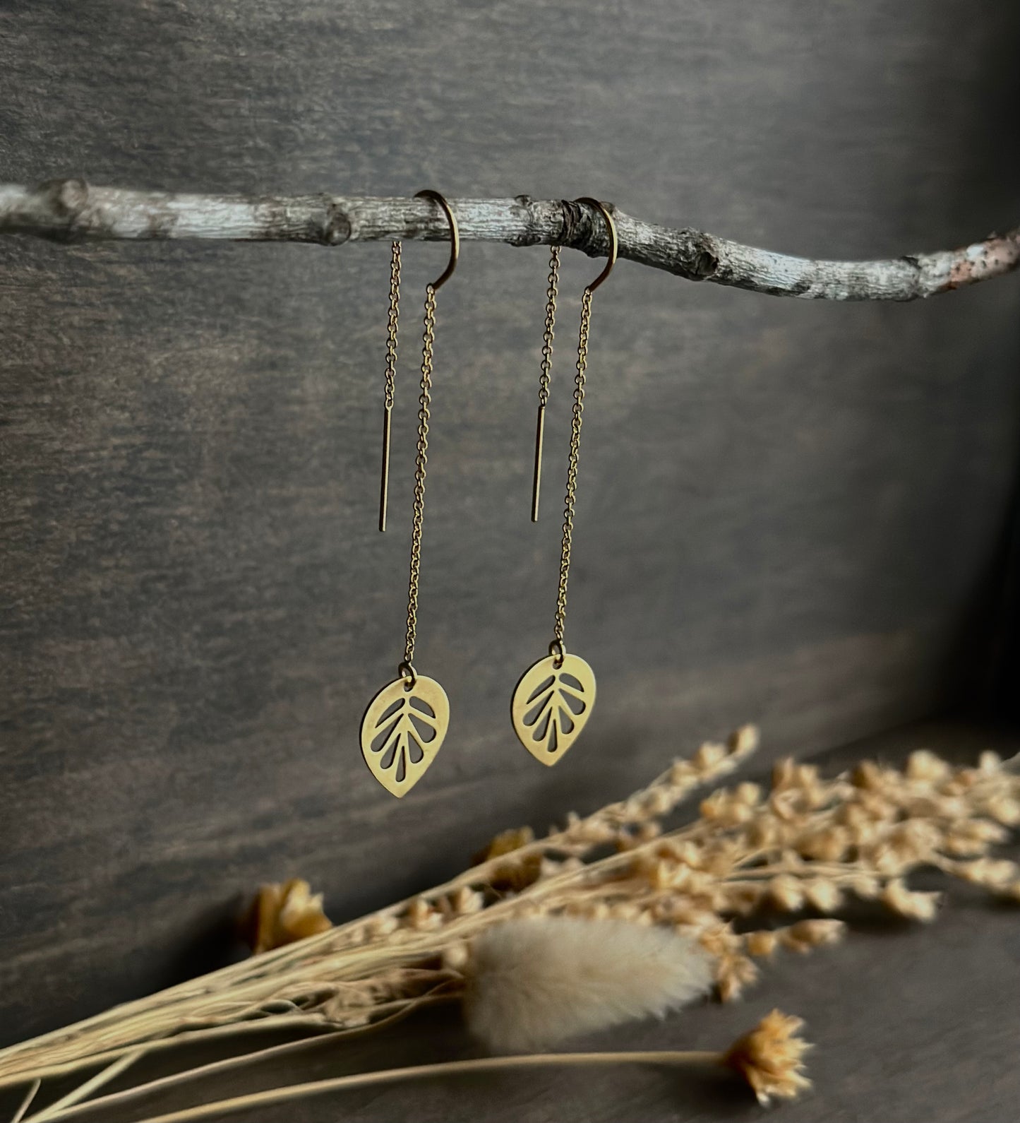 Leaf Cutout Threader Earrings