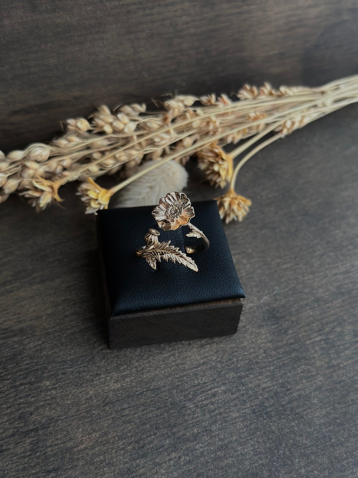 Poppy Ring (Bronze)