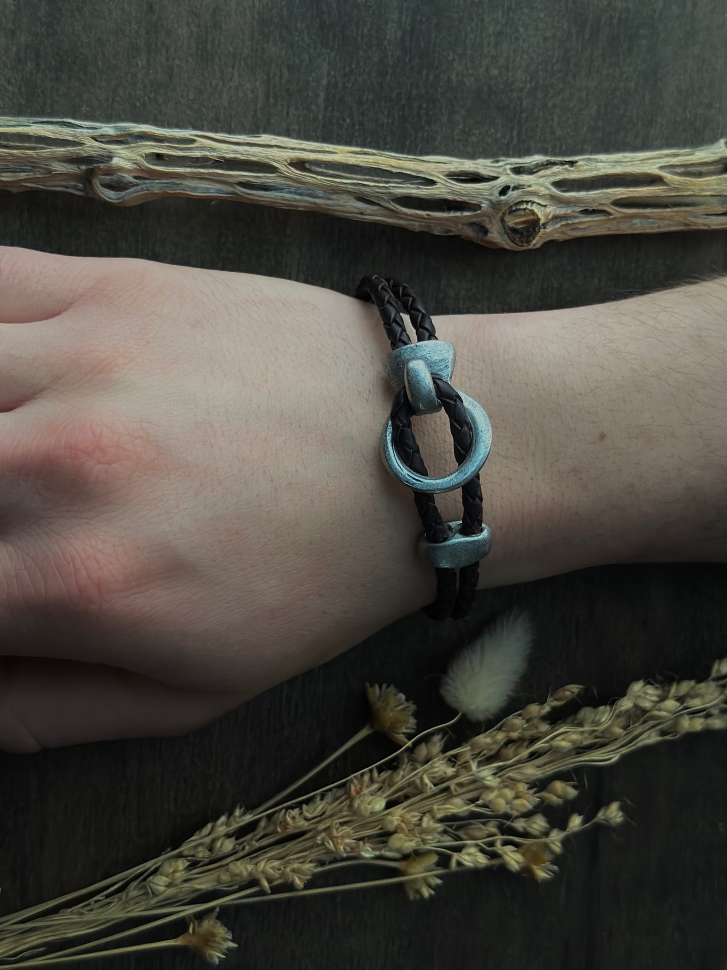 Leather Loop Bracelet 003