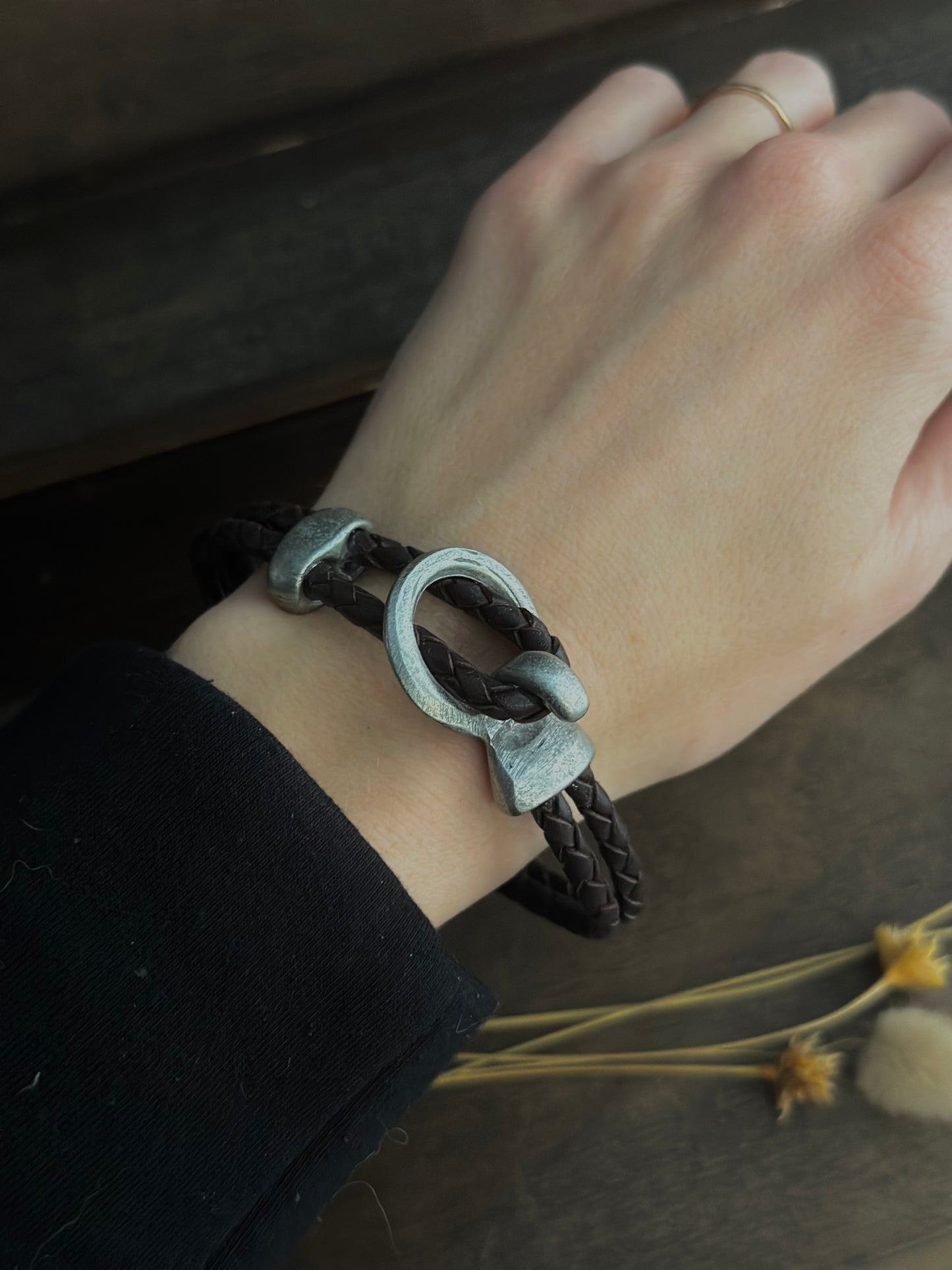 Leather Loop Bracelet 003