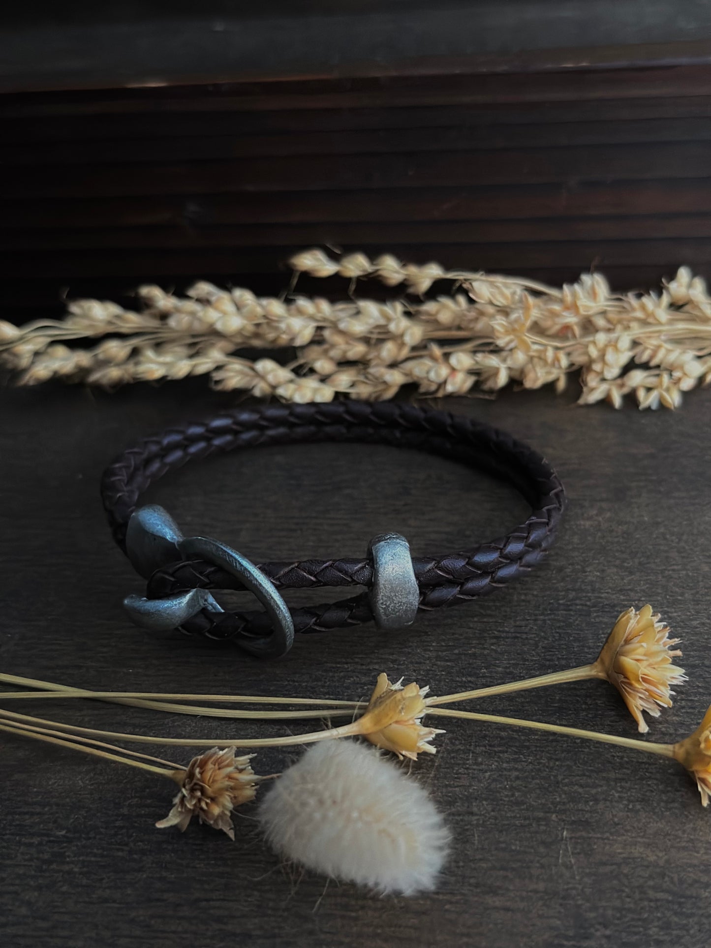 Leather Loop Bracelet 003