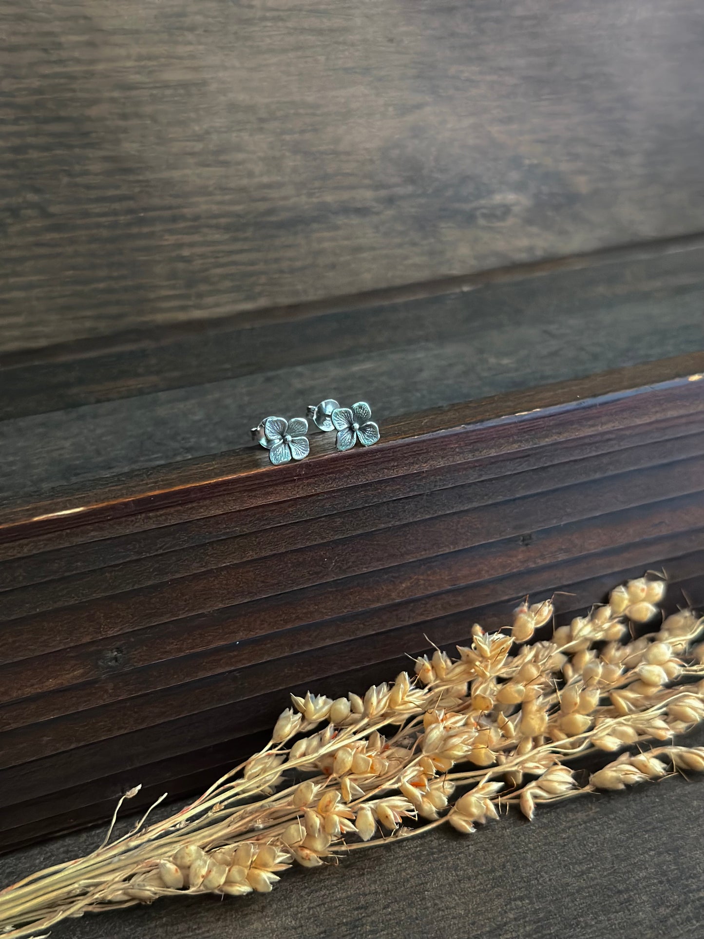 Hydragea Stud Earrings