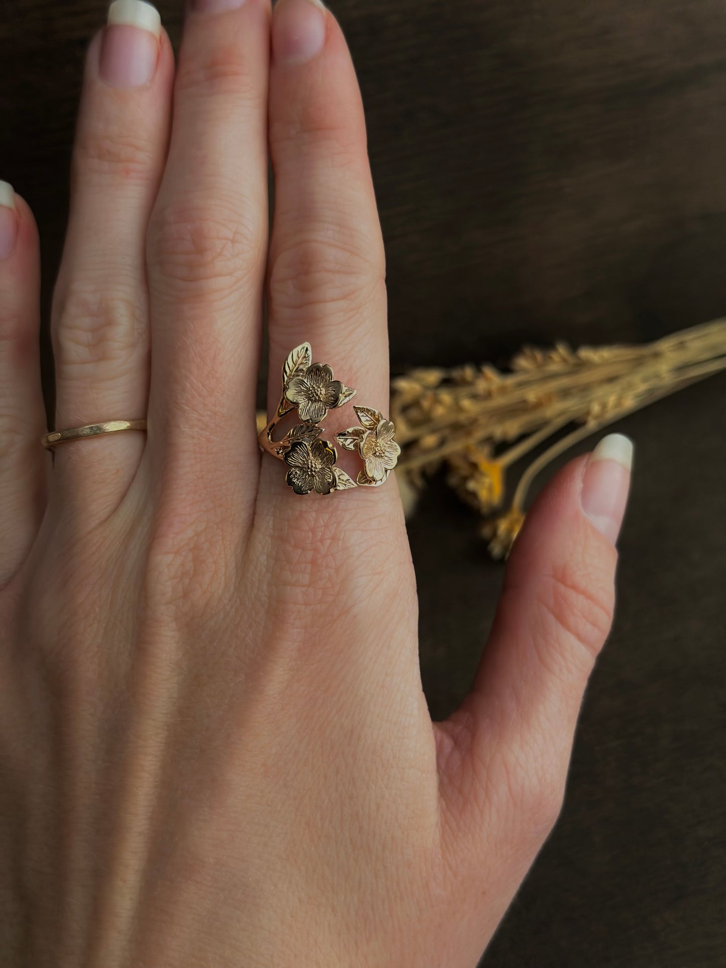 Dogwood Ring (Bronze)