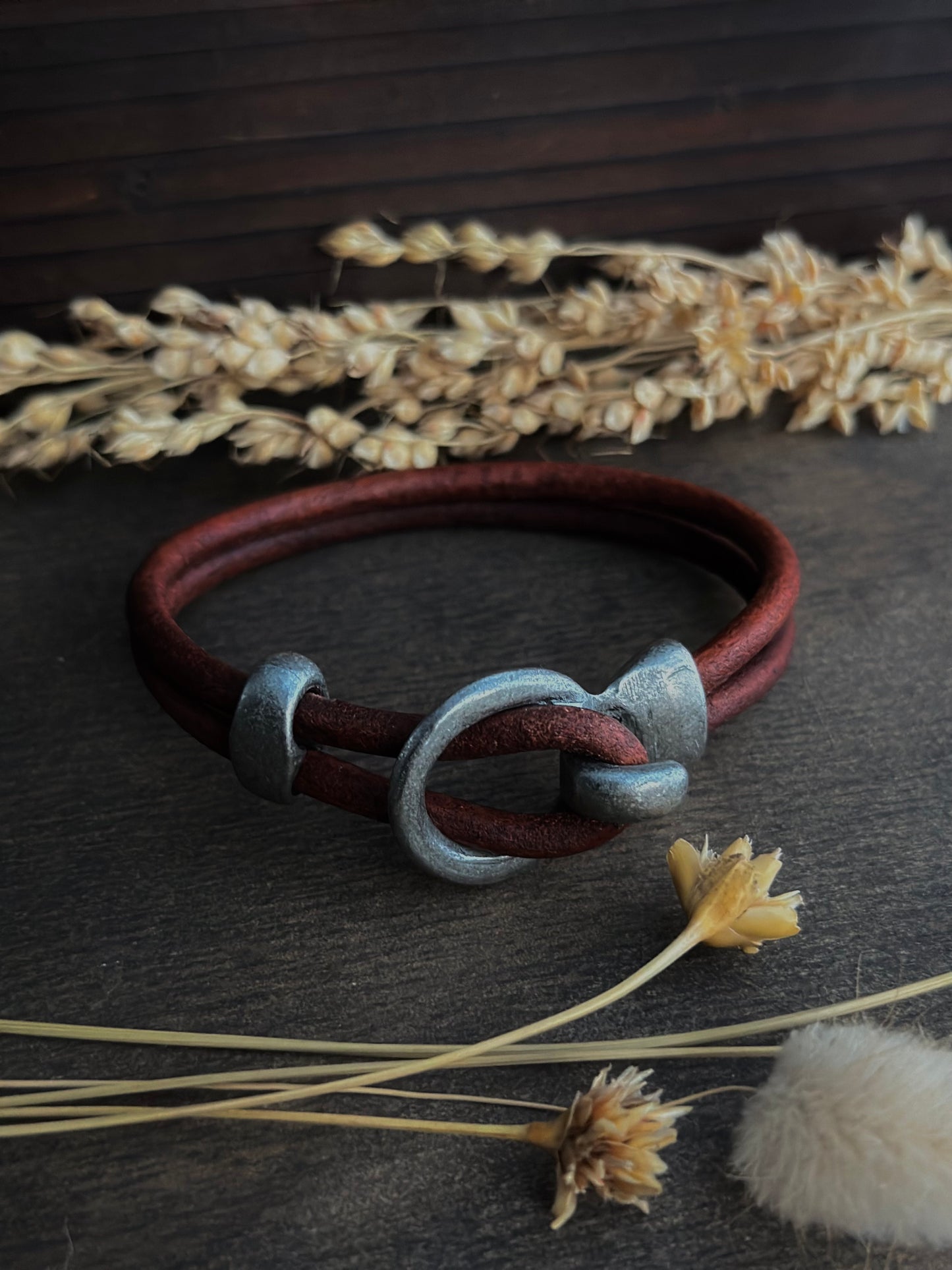 Leather Loop Bracelet 004