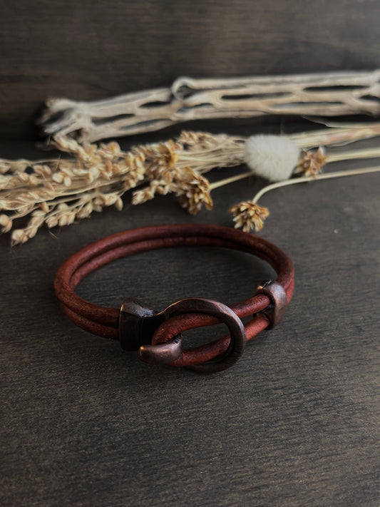 Leather Loop Bracelet 001