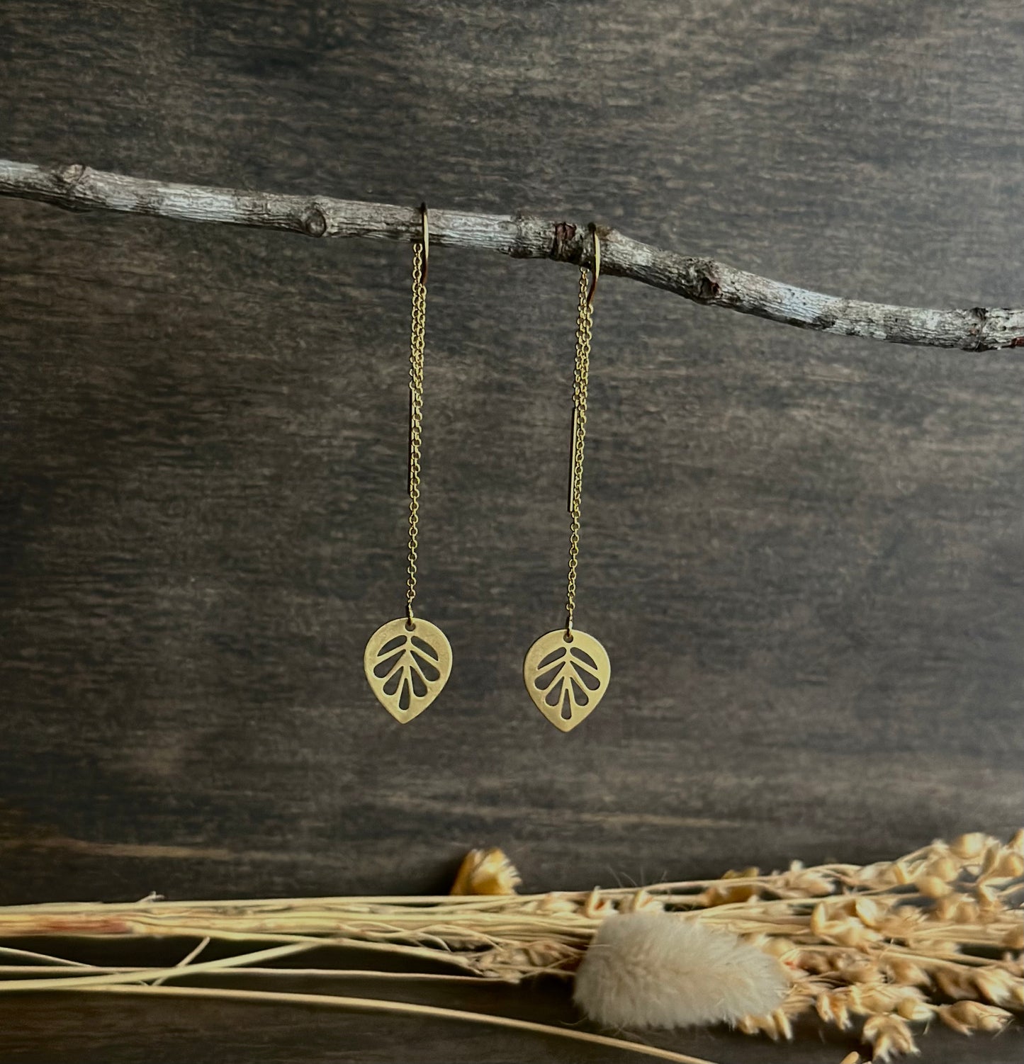 Leaf Cutout Threader Earrings