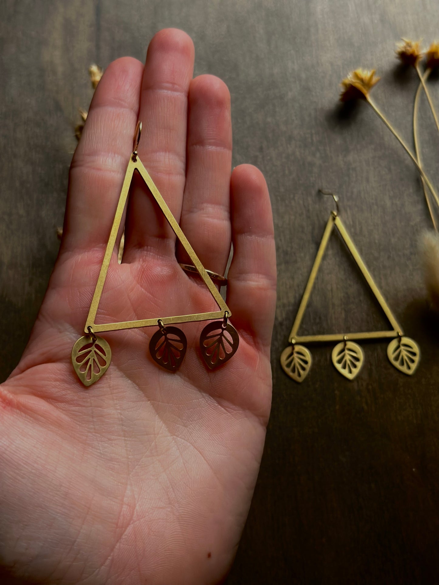 Leaf me alone Earrings