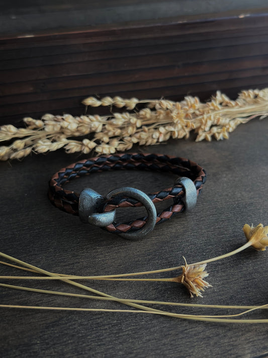 Leather Loop Bracelet 002