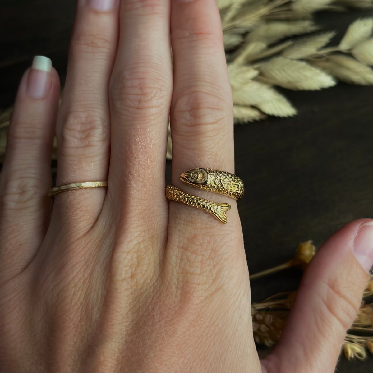 Sardine Ring