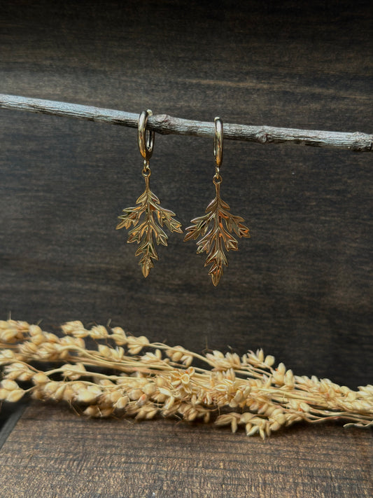 Mugwort Huggie Hoop