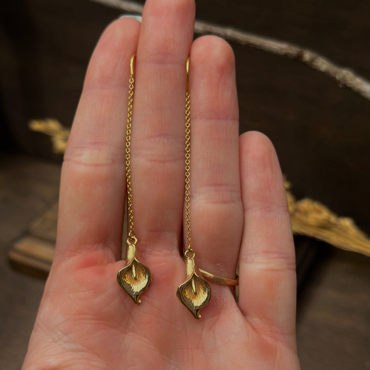 Calla Lily Threader Earrings